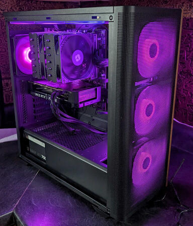 Ryzen 5 9600x ASRock A620AM-X motherboard, Team group 16 GB DDR5, ASUS Dual 5060 GPU, AerocoolF501a, Thermal take 700W PSU.